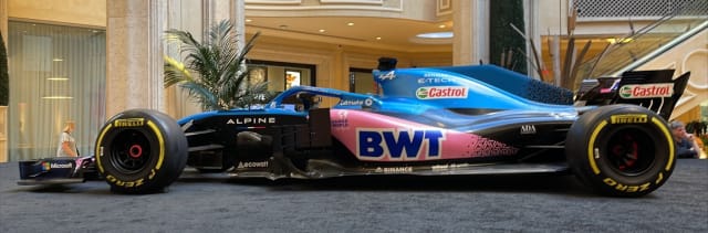 Renault&rsquo;s Formula 1 race car finished 4th in the 2018 Constructors Cup and is on display at the Venetian Casino, the site of Trimble Dimensions. 